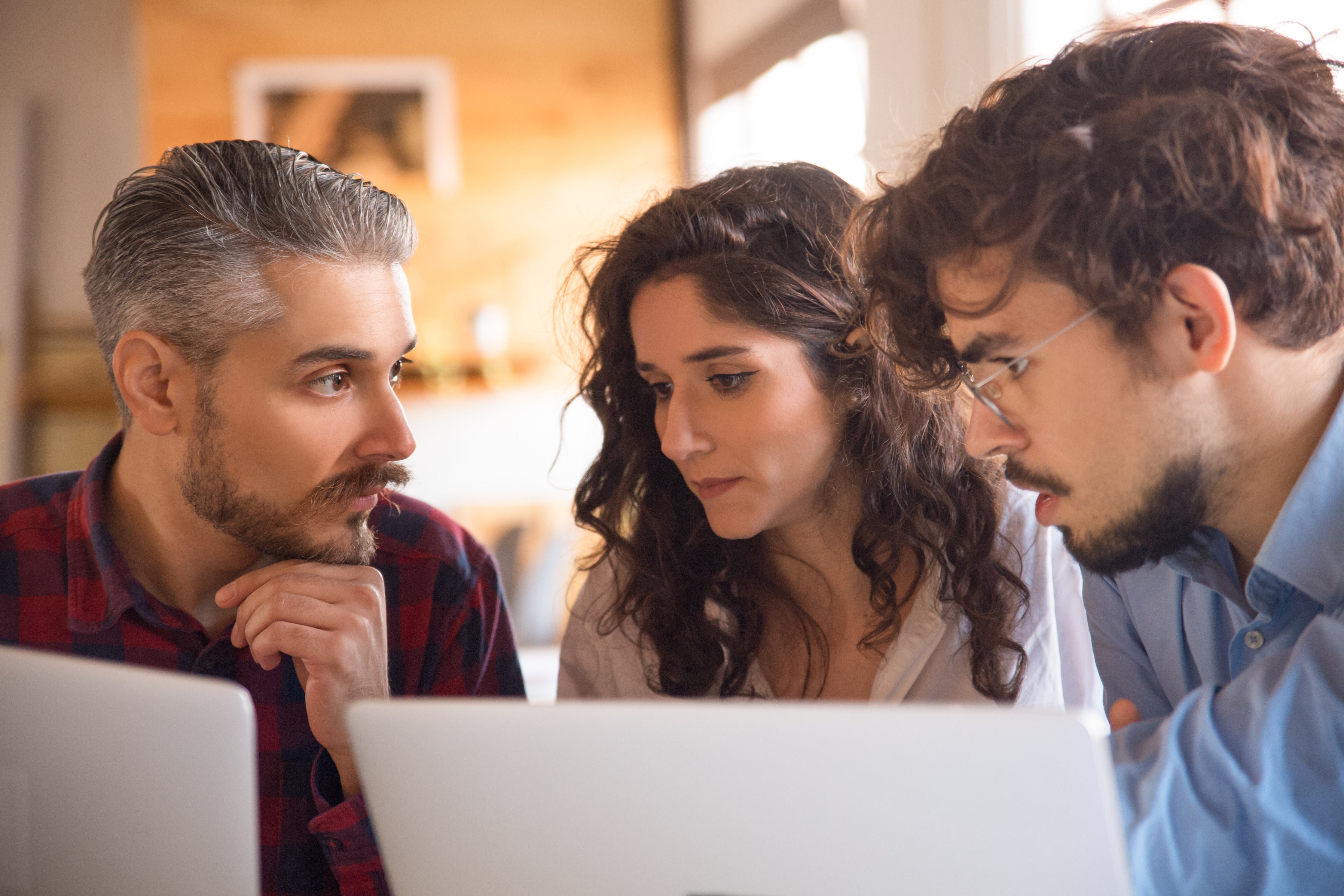 Protecting Your Personal and Professional Data with Privacy Screen Pro ...